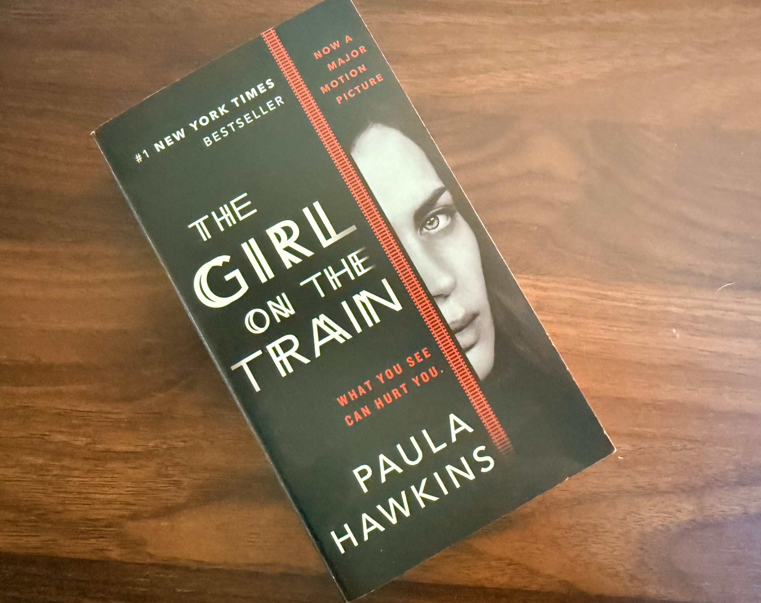 The girl on a train – von Paula Hawkins